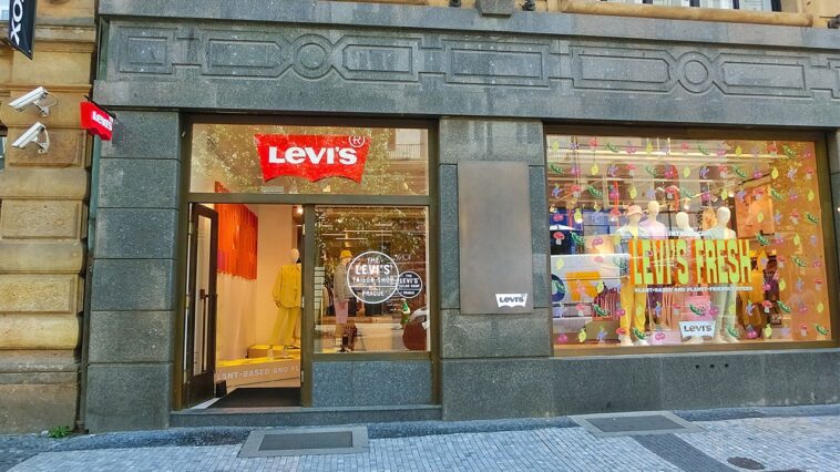 levi’s-sale:-save-30%-sitewide-when-you-buy-two-or-more-items