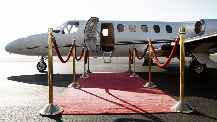 reddit-users-reveal-‘rich-people’-habits-they-tried-once-and-could-never-go-back-from