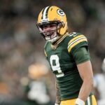 packers-wr-christian-watson-gets-checked-at-hospital-after-scary-injury,-somehow-returns-to-lambeau-field
