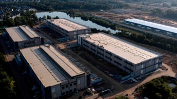 chris-johnson:-the-data-center-boom-is-rescuing-forgotten-american-towns