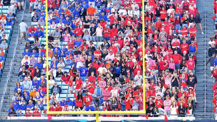 florida-and-georgia-fans-are-fuming-over-today’s-venue-for-multiple-reasons,-but-one-sticks-out