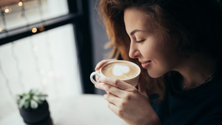 your-daily-coffee-habit-may-affect-your-brain-and-mood-in-unexpected-ways,-study-finds