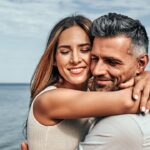 can-a-woman-be-friends-with-a-hot-guy-without-being-romantic?-expert-pinpoints-warning-signs