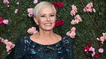 ‘baywatch’-star-nicole-eggert-exposes-financial-toll-of-cancer-battle:-‘the-bills-don’t-stop’