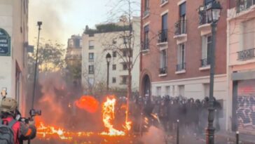 horrific:-paris-rioter-hurls-firebomb-straight-into-police-line,-engulfing-officer-in-flames-during-third-weekend-of-violent-chaos-(video)